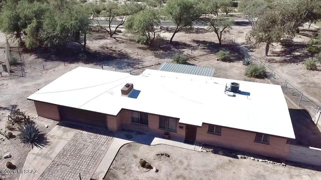 701 W Edgewater Drive, Tucson, AZ 85704