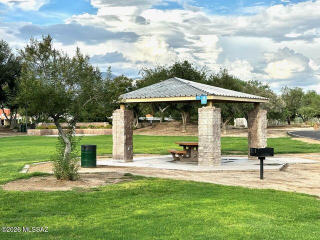 701 W Edgewater Drive, Tucson, AZ 85704