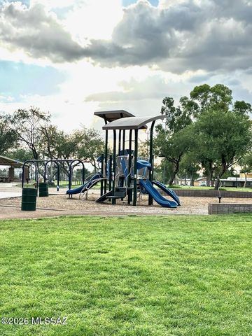 701 W Edgewater Drive, Tucson, AZ 85704