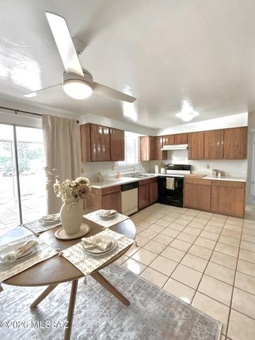 701 W Edgewater Drive, Tucson, AZ 85704