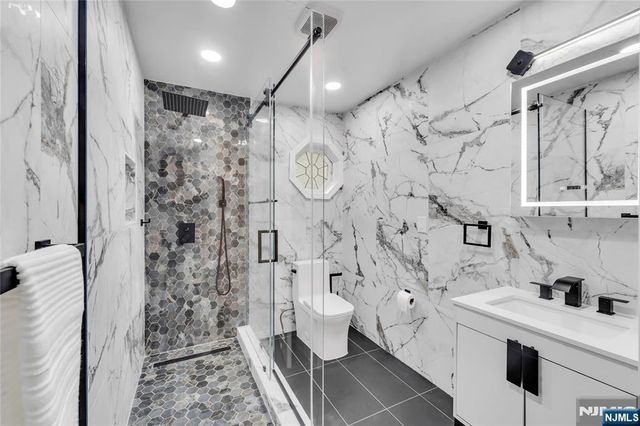 12 Haring Drive, Old Tappan, NJ 07675