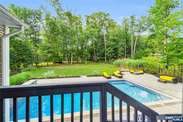 12 Haring Drive, Old Tappan, NJ 07675