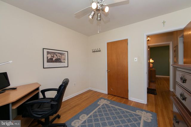 50 OAK AVE, Marlton, NJ 08053