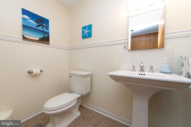 50 OAK AVE, Marlton, NJ 08053