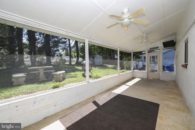 50 OAK AVE, Marlton, NJ 08053