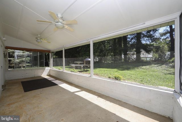 50 OAK AVE, Marlton, NJ 08053