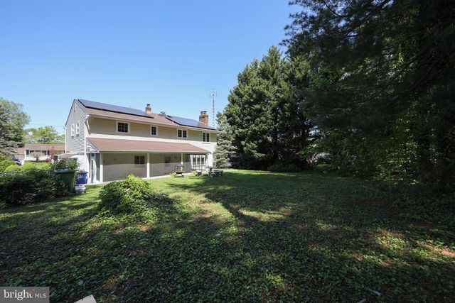 50 OAK AVE, Marlton, NJ 08053