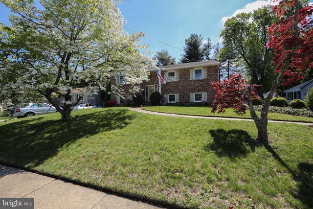50 OAK AVE, Marlton, NJ 08053