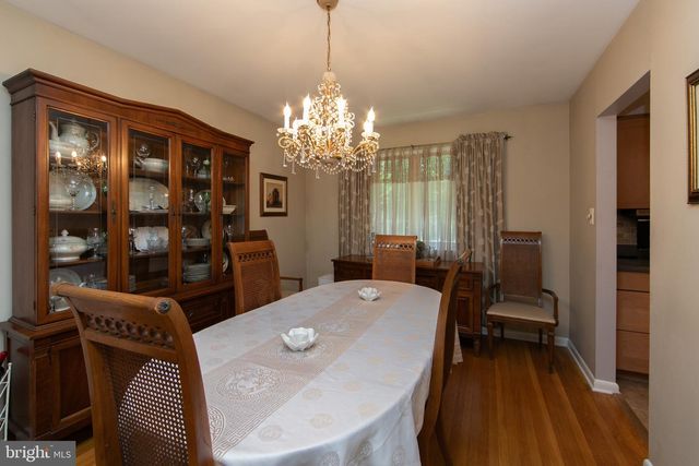 50 OAK AVE, Marlton, NJ 08053