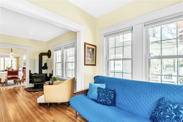 209 Beech St, Boston, MA 02131