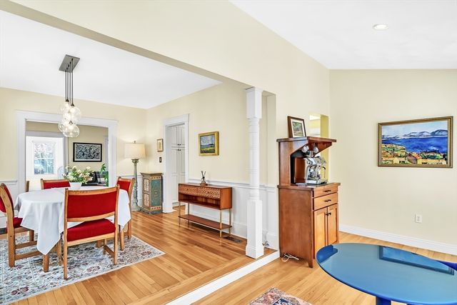 209 Beech St, Boston, MA 02131