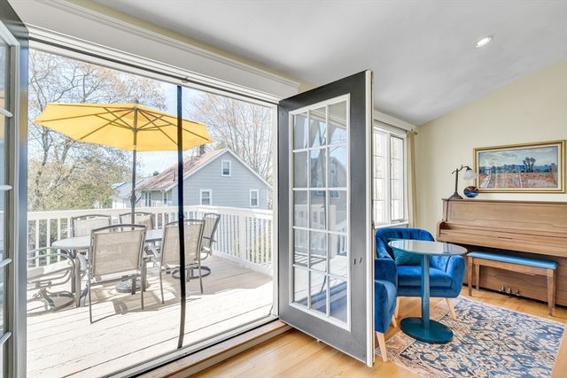 209 Beech St, Boston, MA 02131