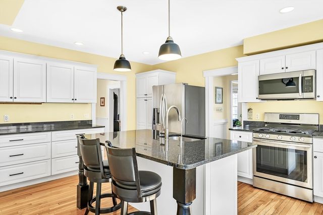 209 Beech St, Boston, MA 02131