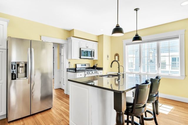 209 Beech St, Boston, MA 02131