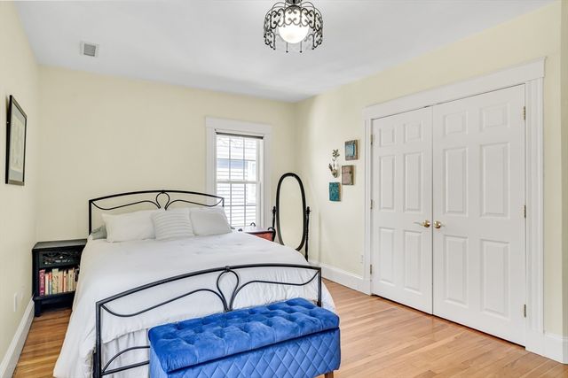 209 Beech St, Boston, MA 02131