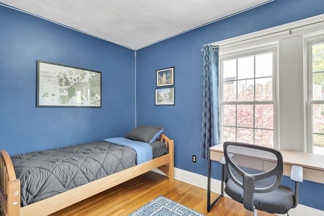 209 Beech St, Boston, MA 02131