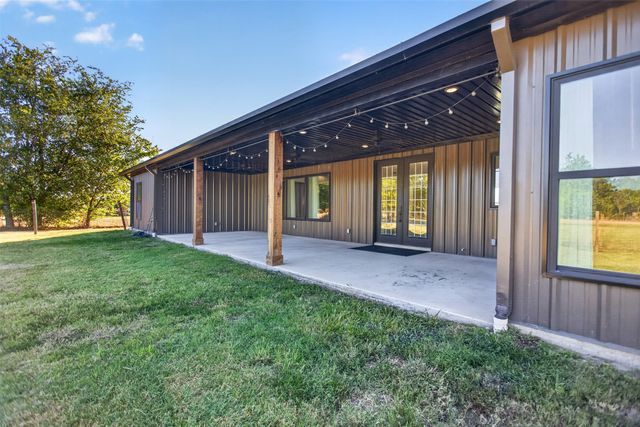 19335 FM 986, Poetry, TX 75160