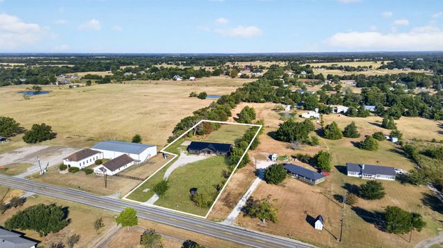 19335 FM 986, Poetry, TX 75160