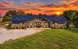 19335 FM 986, Poetry, TX 75160