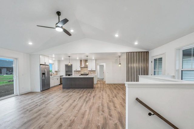 1435 CROSSROADS DRIVE, De Pere, WI 54115