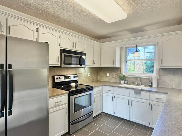 109 Oakview Drive, Somerset, KY 42503