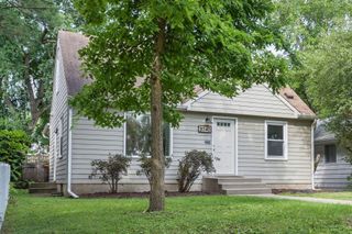 3040 Salem Avenue, Saint Louis Park, MN 55416