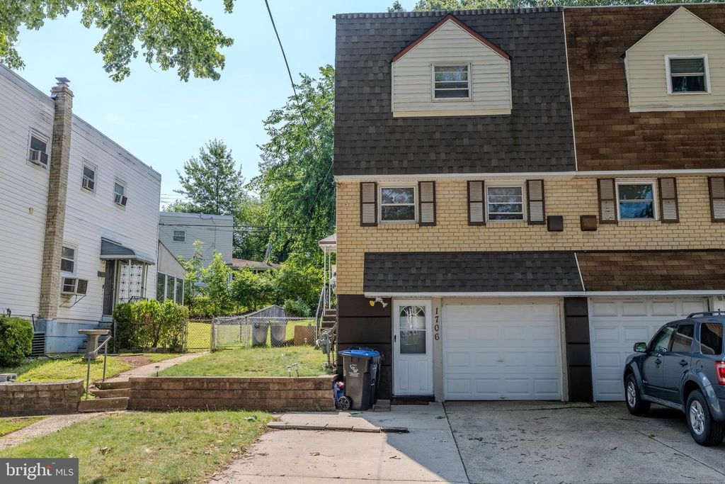 1706 NORTH HILLS DR, Norristown, PA 19401