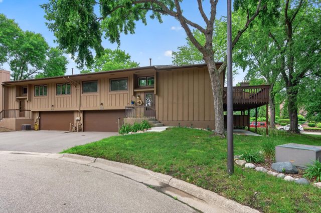 2615 Sumac Court, White Bear Lake, MN 55110