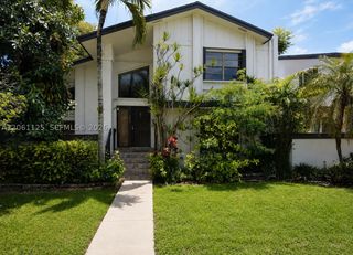 11712 SW 91st Ter, Miami, FL 33186