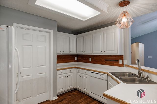 94 Pinewood Circle, Colbert, GA 30628