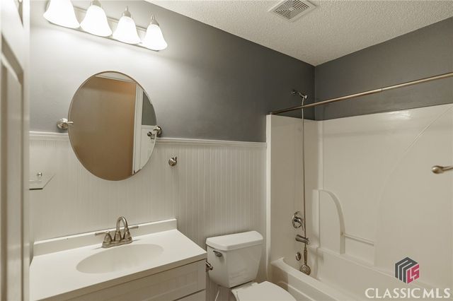 94 Pinewood Circle, Colbert, GA 30628