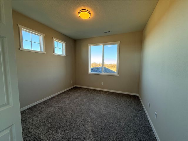 1611 Stuart Court, Stuart, IA 50250