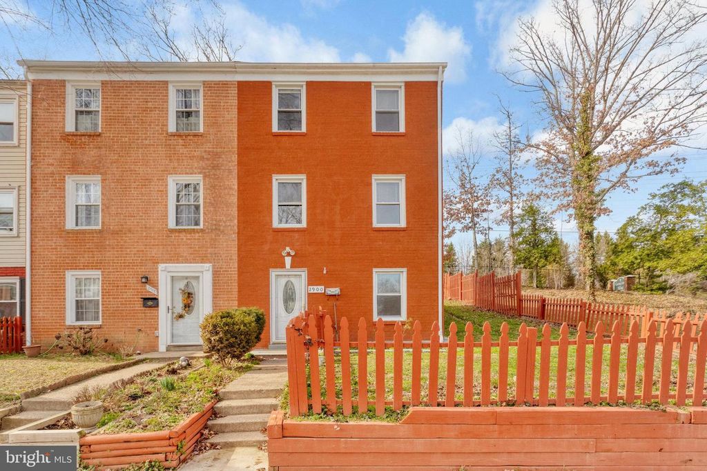 2900 WILLIAMSBURG CT, Woodbridge, VA 22191