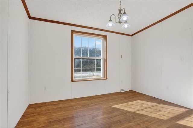 14746 Metro Avenue, Bonner Springs, KS 66012