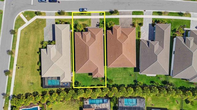 5395 Saint Vincent Lane, Loxahatchee, FL 33470