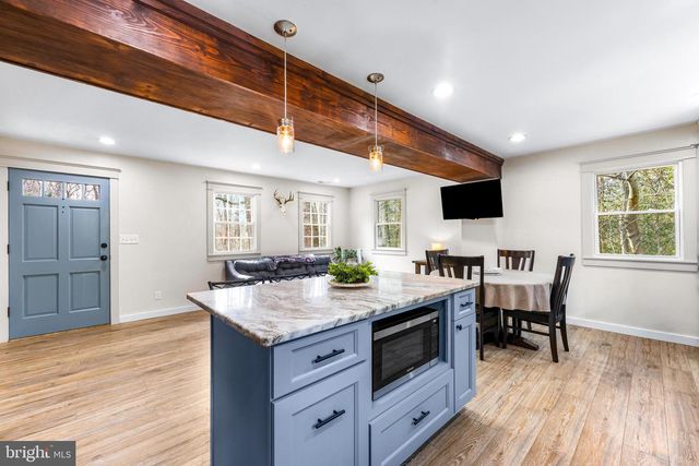 6204 EBENEZER RD, Middle River, MD 21220