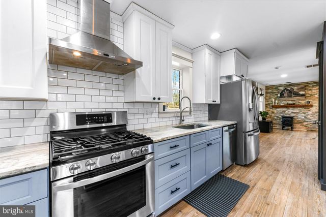 6204 EBENEZER RD, Middle River, MD 21220