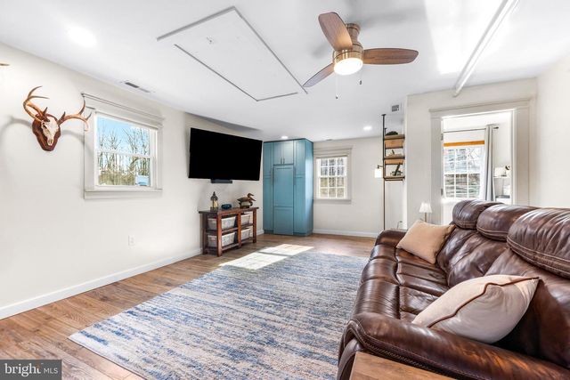 6204 EBENEZER RD, Middle River, MD 21220