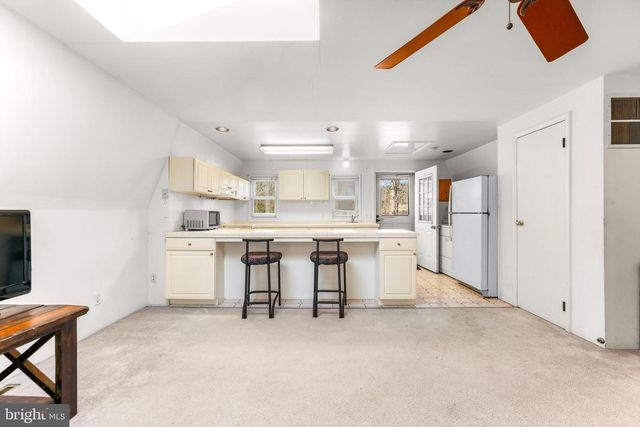 6204 EBENEZER RD, Middle River, MD 21220