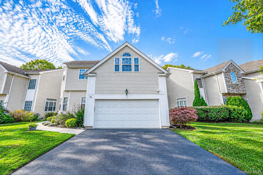 23 Sunflower Ridge Road, South Setauket, NY 11720 — photo 2