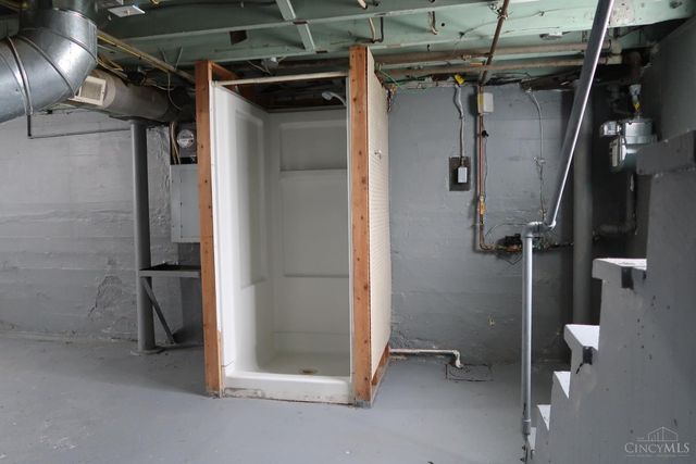 6916 Noble Avenue, Cincinnati, OH 45239