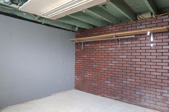 6916 Noble Avenue, Cincinnati, OH 45239