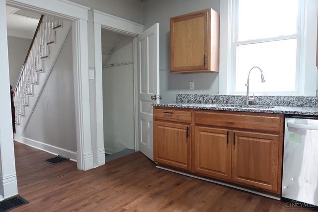 6916 Noble Avenue, Cincinnati, OH 45239