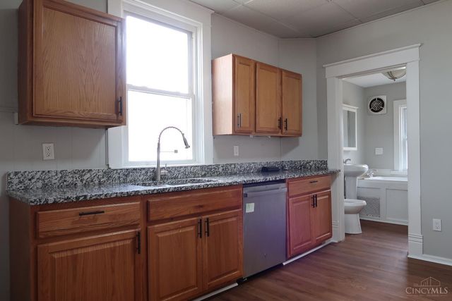 6916 Noble Avenue, Cincinnati, OH 45239