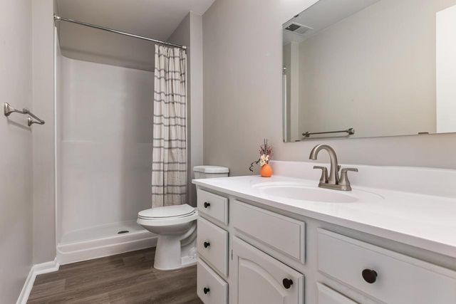 10307 Englewood Drive, Eden Prairie, MN 55347
