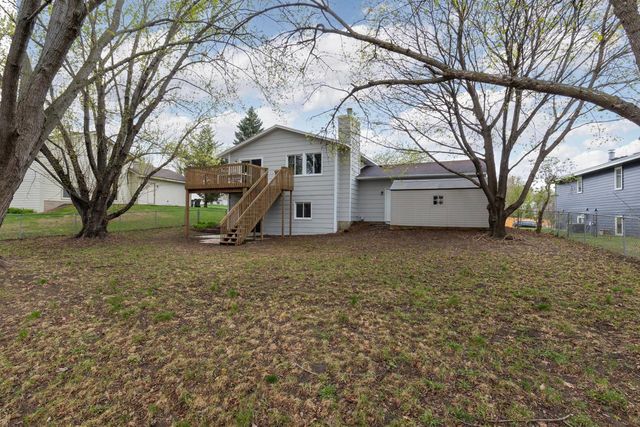 10307 Englewood Drive, Eden Prairie, MN 55347