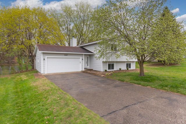10307 Englewood Drive, Eden Prairie, MN 55347