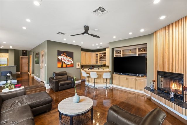 3004 ASTORIA PINES Circle, Las Vegas, NV 89107