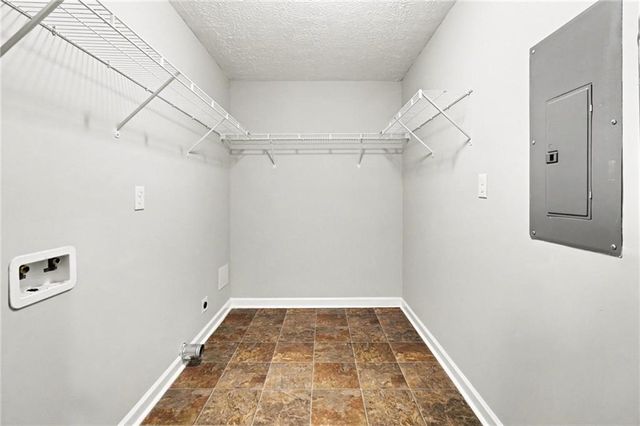 2329 Glebe Court, Hampton, GA 30228