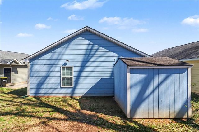 2329 Glebe Court, Hampton, GA 30228